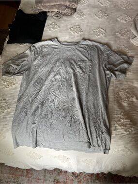 Faded Glory Light Gray Short Sleeve Pocket Tee